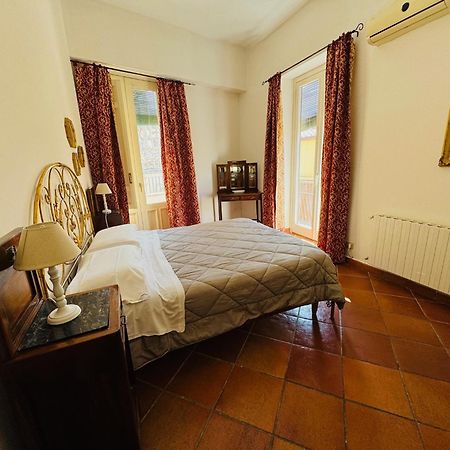 شقة Penthouse Duomo تْشيفالو المظهر الخارجي الصورة