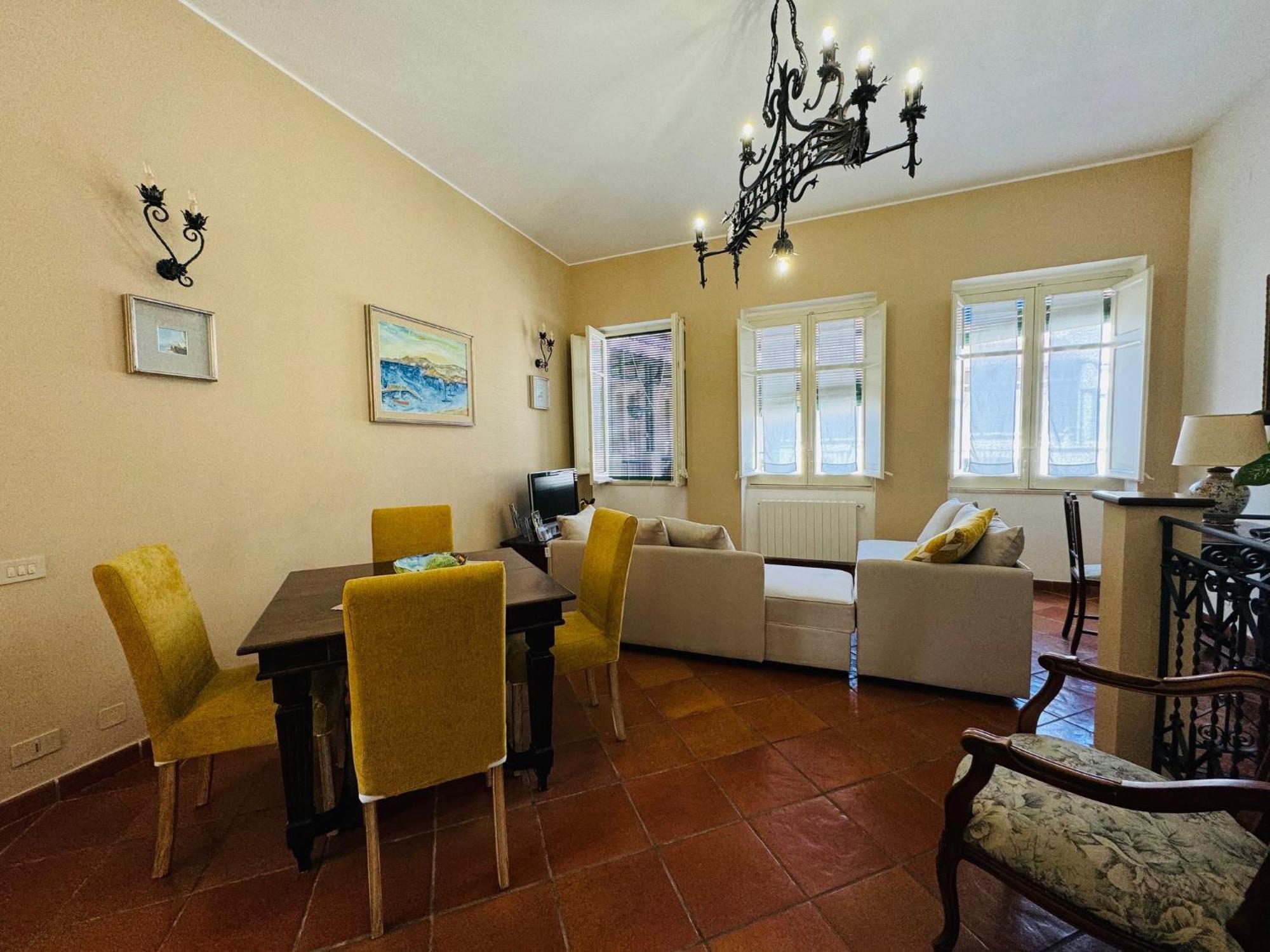 شقة Penthouse Duomo تْشيفالو المظهر الخارجي الصورة