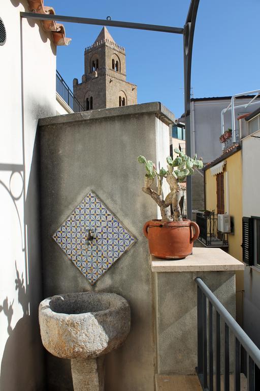 شقة Penthouse Duomo تْشيفالو الغرفة الصورة