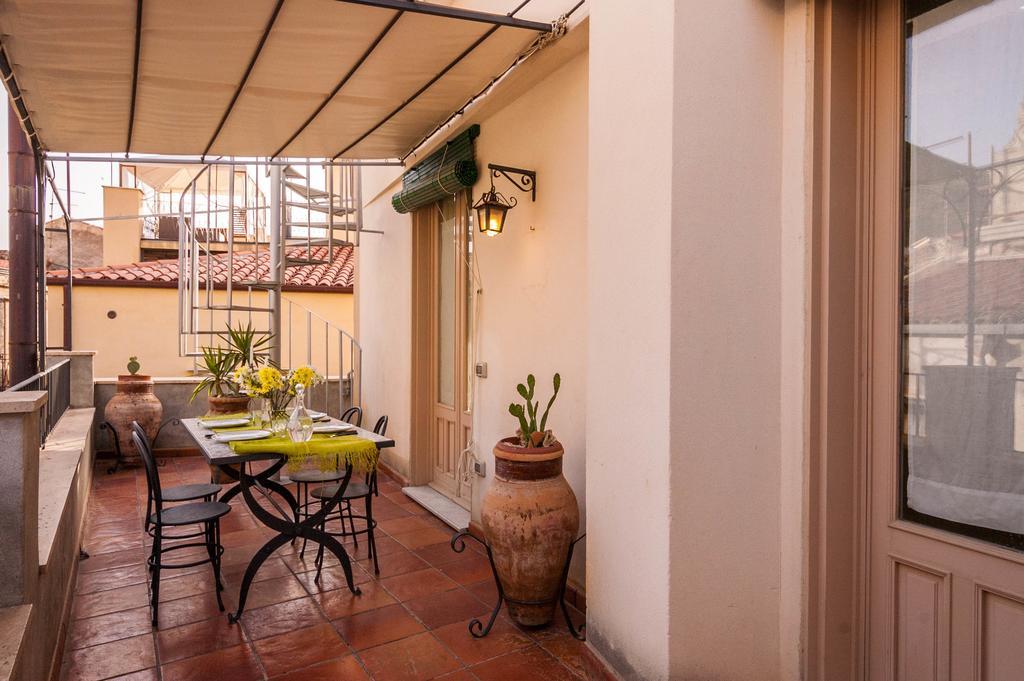 شقة Penthouse Duomo تْشيفالو المظهر الخارجي الصورة